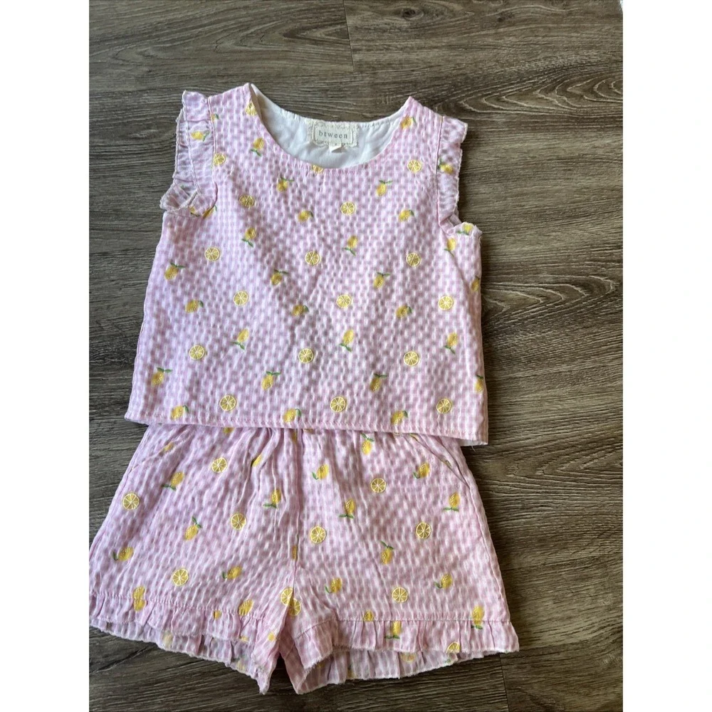 btween Size 6 pink gingham short set with Lemon Stitching - Picture 2 of 8
